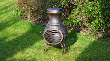 Gardeco - Billie - Small Cast Iron Chimenea